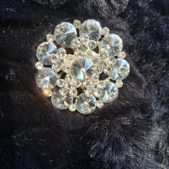 Melanie Lynn Faux Fur Jacket with Crystal broach Button XL - Picture 6 of 8